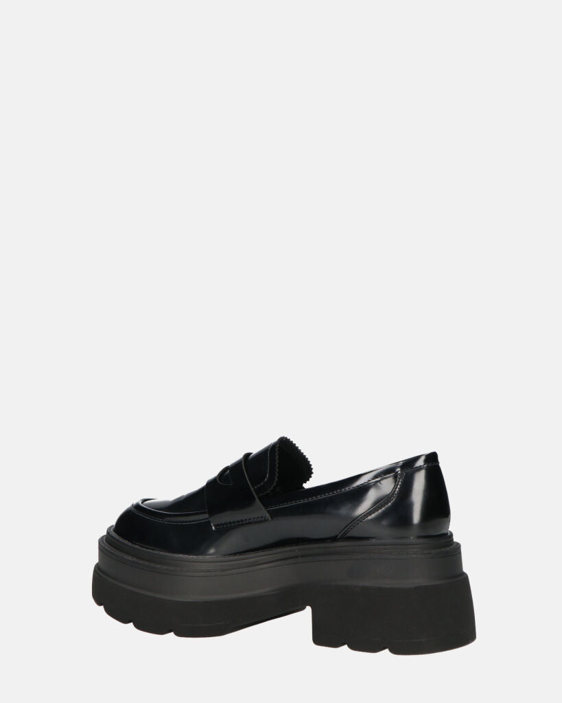BICE - Black Platform Loafers
