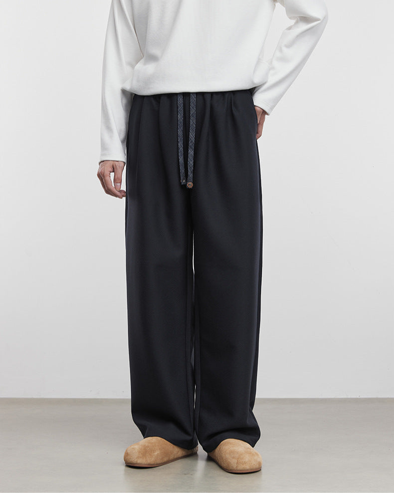 Wide-leg pants with a subtle silhouette