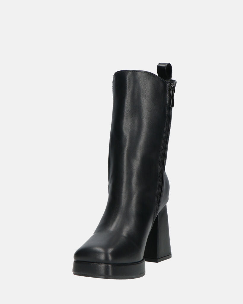 YUKI - Ankle Boots With Square Heel And Side Zipper