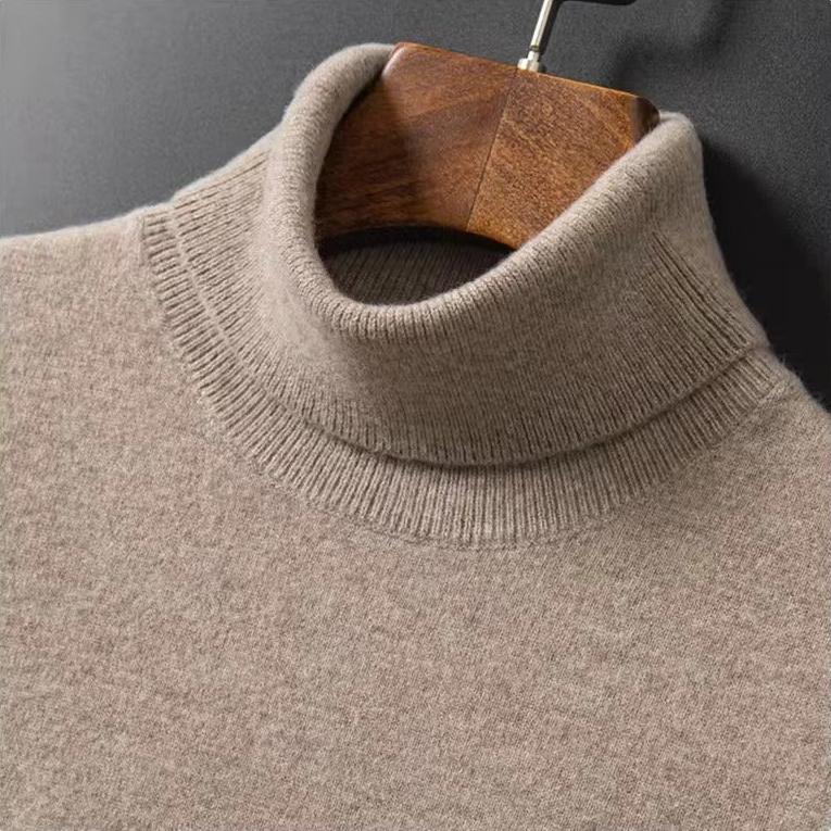 100% Cashmere Signature Turtleneck