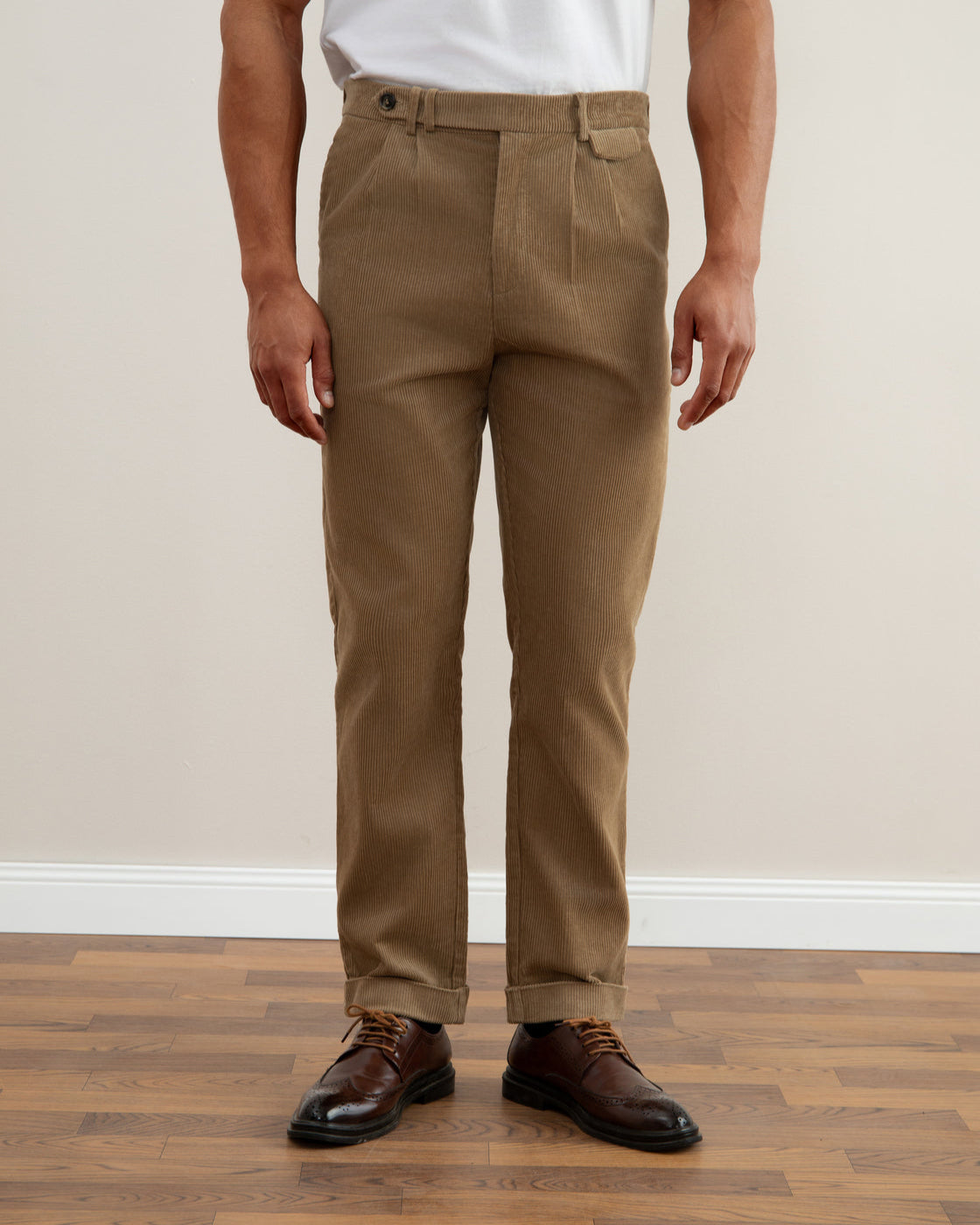 Straight corduroy pants in toasted color