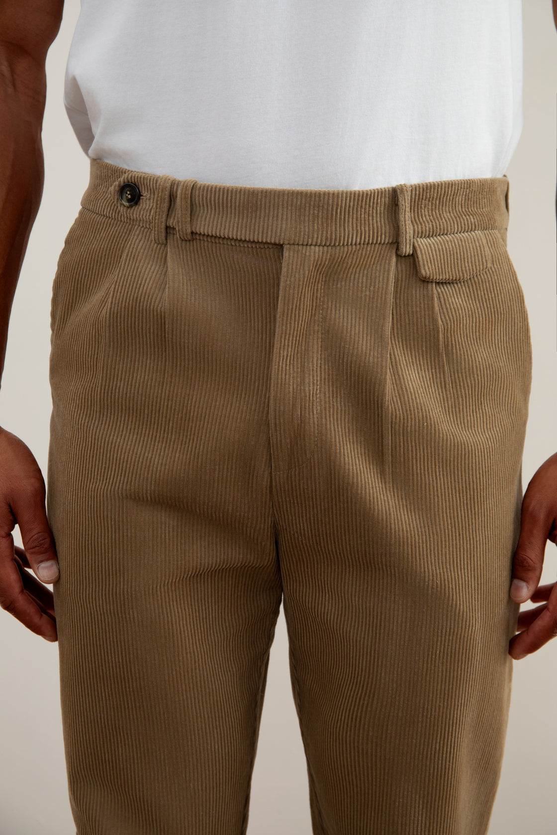 Straight corduroy pants in toasted color