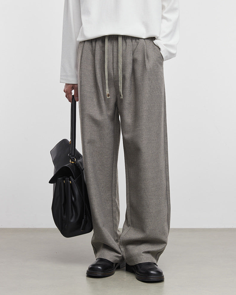 Wide-leg pants with a subtle silhouette