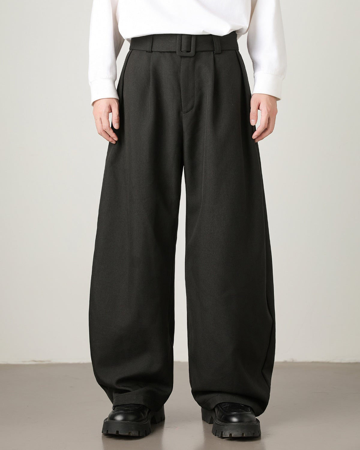 Wool Pleated Trousers