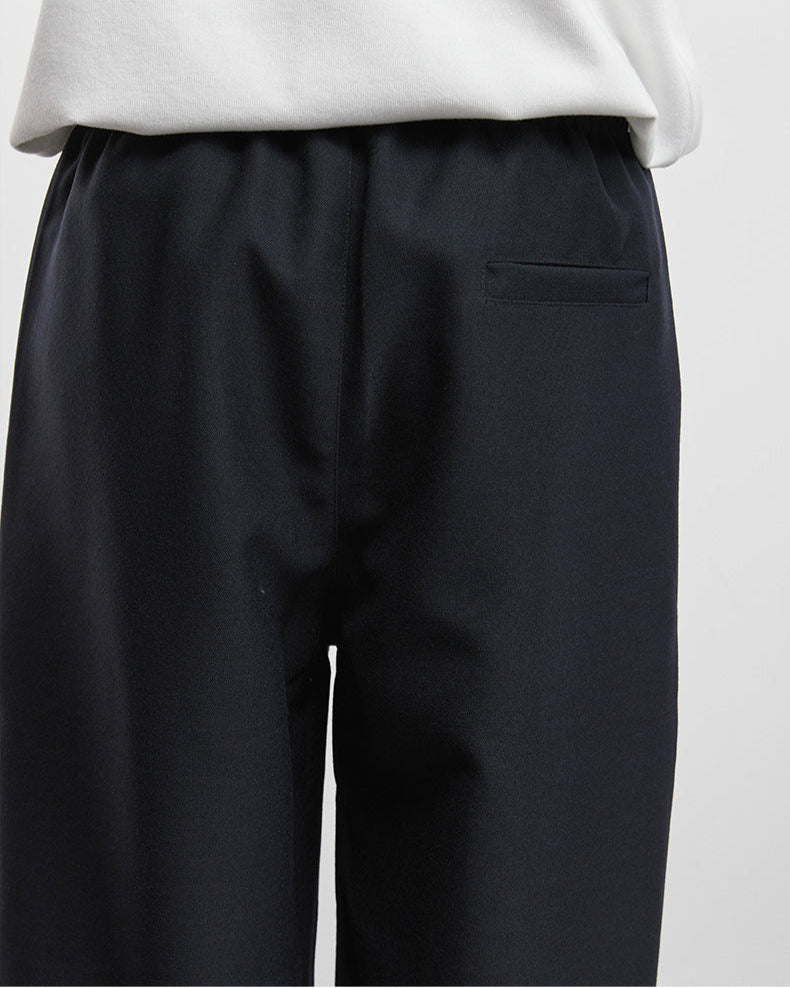 Wide-leg pants with a subtle silhouette