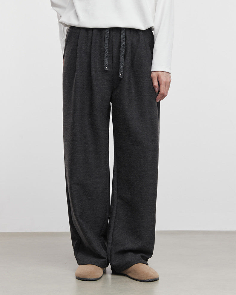 Wide-leg pants with a subtle silhouette