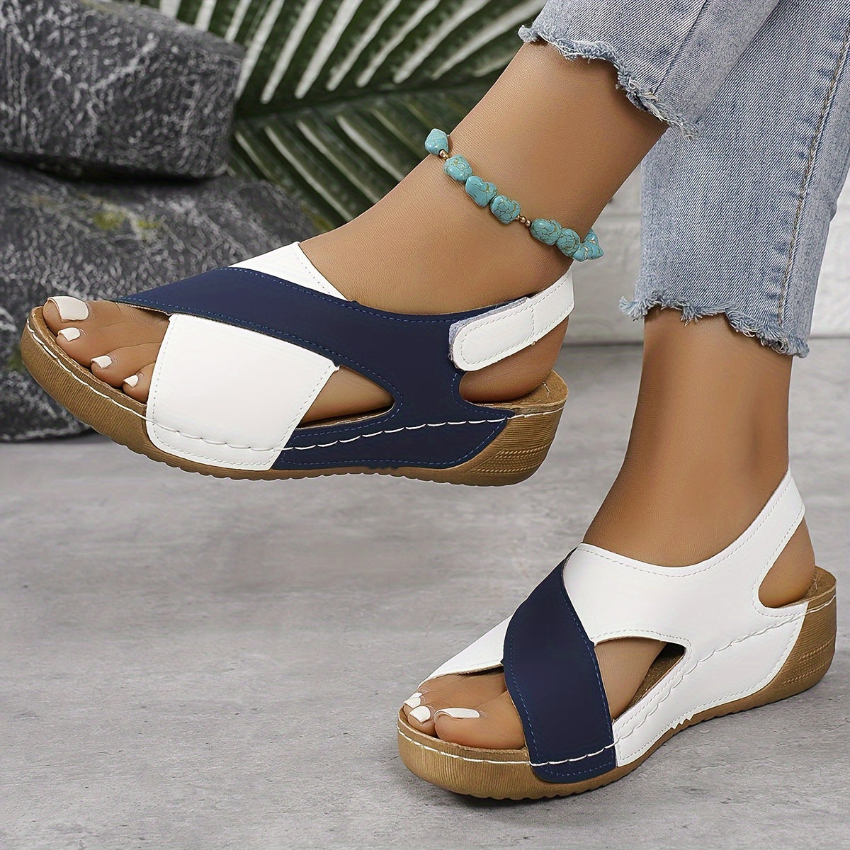Two-Tone Comfort Platform Sandals