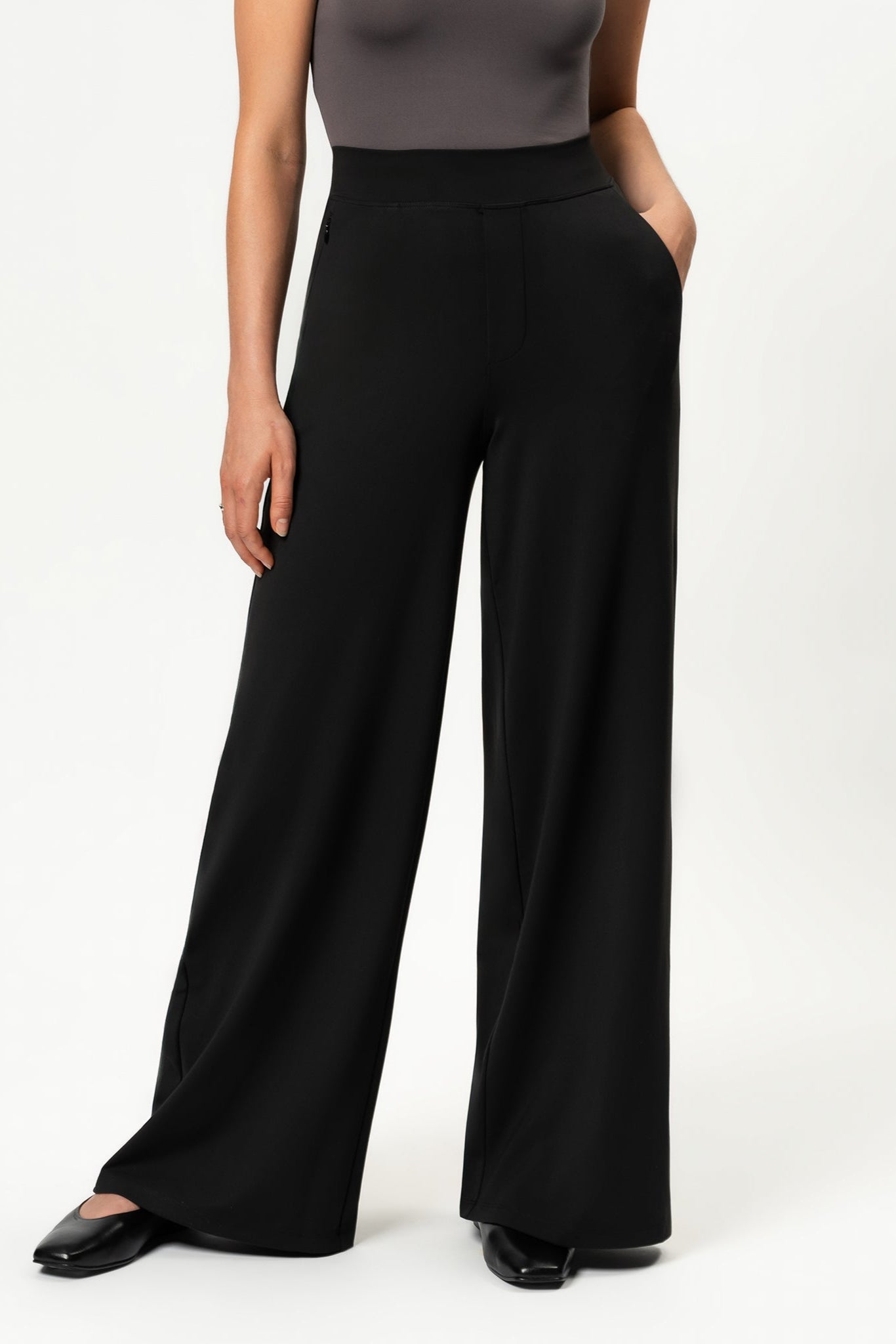 Wide-Leg Stretch Pants
