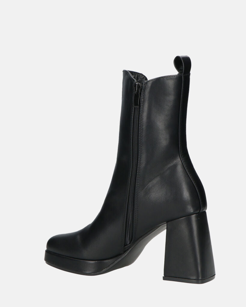YUKI - Ankle Boots With Square Heel And Side Zipper
