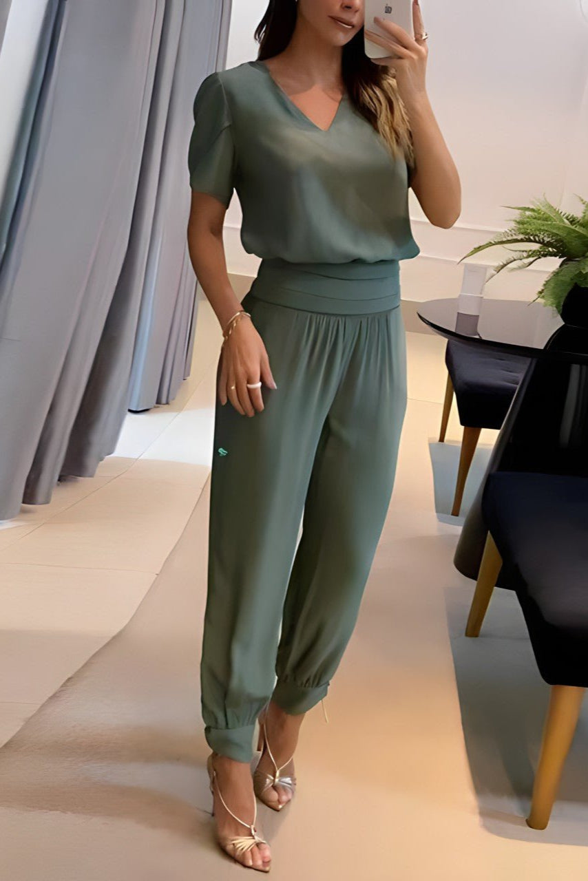 Alexandra - Trendy Set with Blouse and Pants