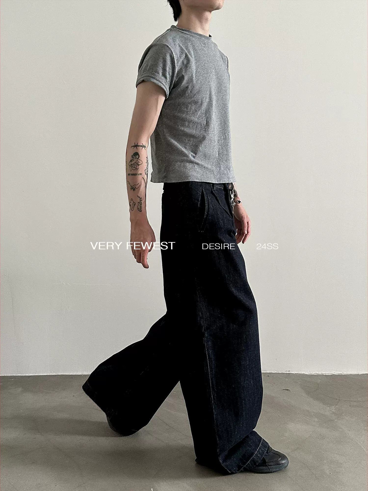 Gen Heavy Washed Wide Cut Jeans