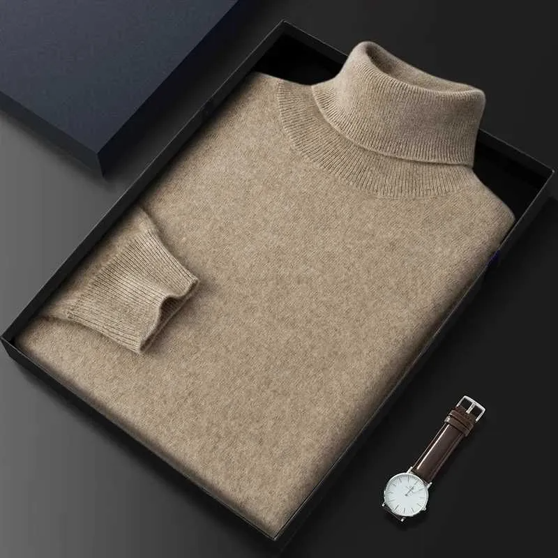 100% Cashmere Signature Turtleneck